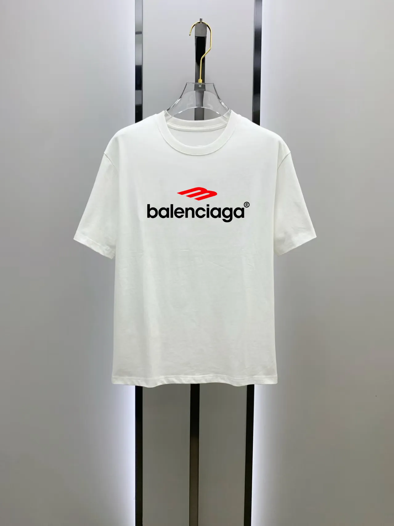 # 2026 New Arrival New Arrival T Premium ！ logo Premium 250 . . . . . ！ ！ ：Black。White！ Sizes： S M L XL XXL ：50 52 55 58 61 ：69 71 73 75 77 ：48 50 53 56 58 ：22 22.5 23 23.5 24 ， 1-3CM